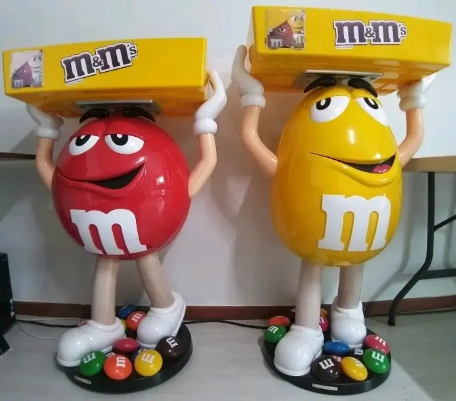 M&M 앰앤앰 대형 피규어